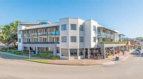 The Brighton Apartments0