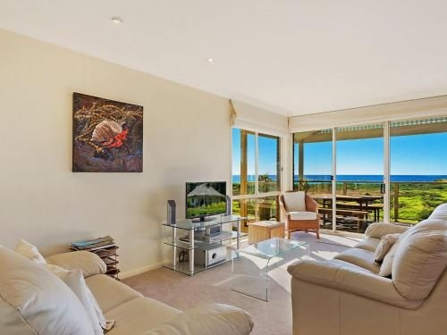 Beach Breakers Apartment - Stunning Views1