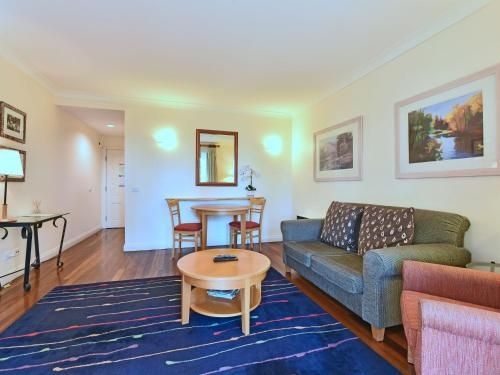 Villa Spa Executive 1br Pinot Resort Condo located within Cypress Lakes Resort (nothing is more central)0