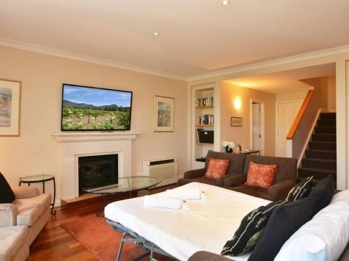 Villa 3br Bella Vista Resort Condo located within Cypress Lakes Resort (nothing is more central)3
