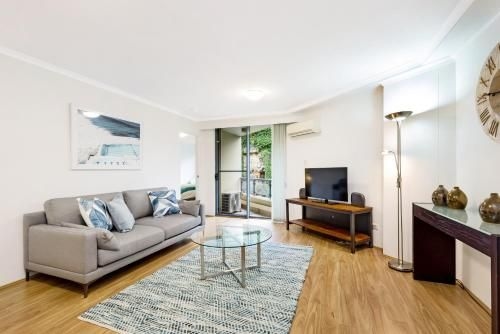 Inner city retreat in Pyrmont 1 bdrm with Car space - 28 Mill (Pyrmont Self-Contained Modern One-Bedroom Apartment 28 Mill)0