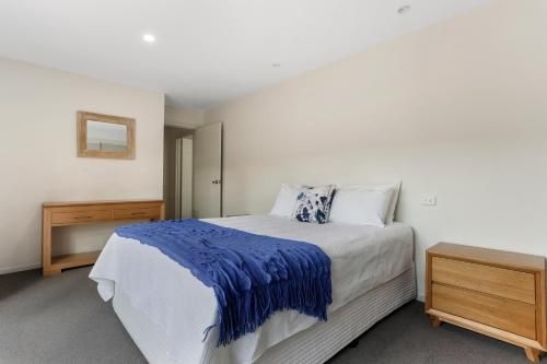 Tura Beach Golf Stays4