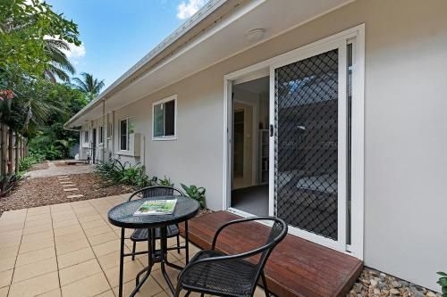 Whitsunday Palms2
