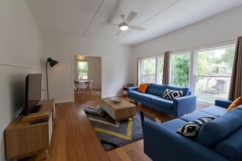 Charlie's Beach House0