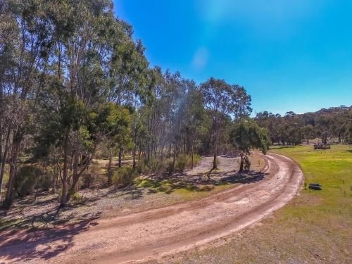 Big Tiny Seven Hills Tiny House, Tallarook1