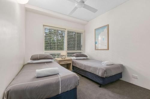 Private Apartments at Picture Point Noosa2