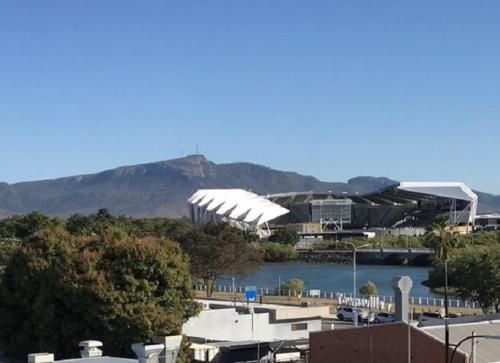 Grand Hotel and Apartments Townsville2