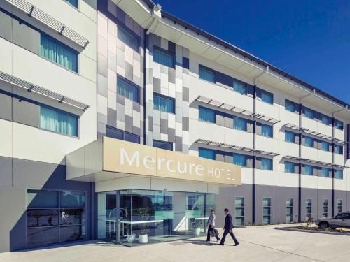 Mercure Newcastle Airport0