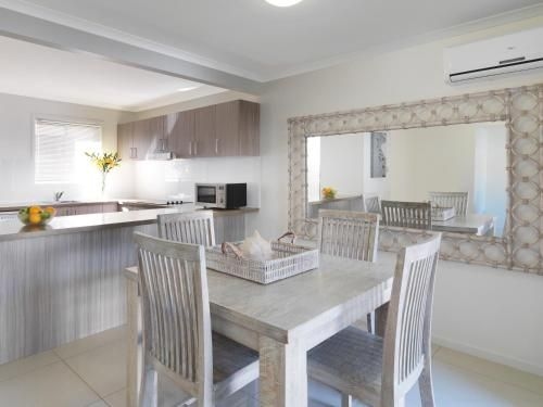 Oaks Sunshine Coast Oasis Resort2