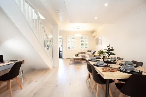 THE RENWICK - Hosted by: L'Abode Accommodation (THE RENWICK - Hosted by L Abode Accommodation)0
