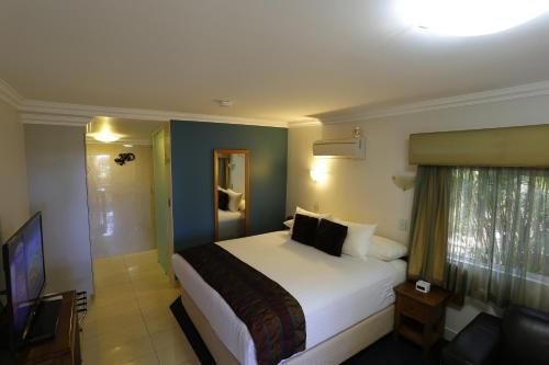 Point Samson Resort2