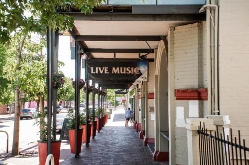Staywest Subiaco Village 401