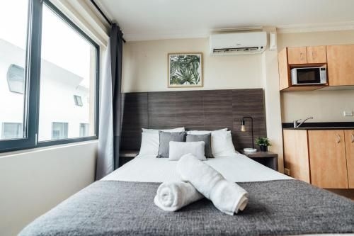 UNO Hotel Sydney0