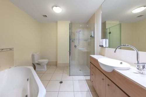 Piermonde Apartments Cairns2