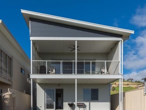 Time Away - 50 Turnberry Drive3