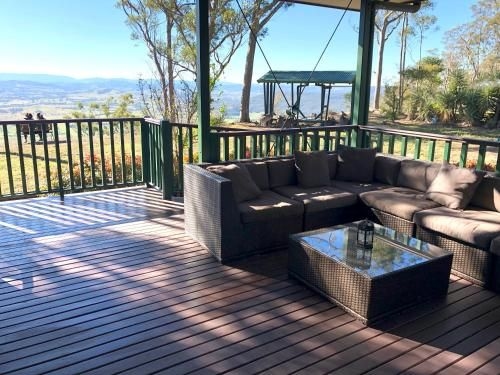 Valley View Luxury Retreat2