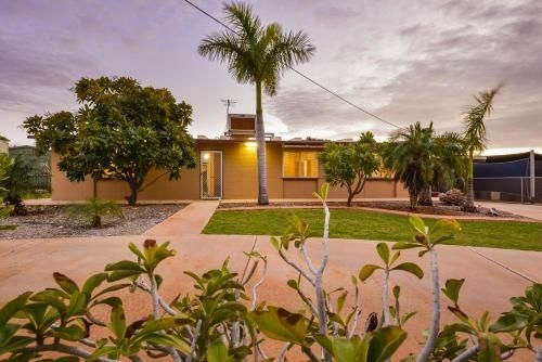 13 Grenadier Street - Shady Haven with a Large Outdoor Entertaining Area0
