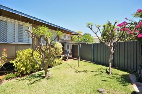 5 Learmonth Street - Close to town centre4