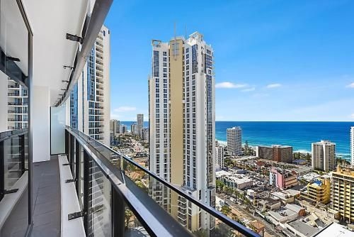 SeaBreeze Holidayz on Cavill Ocean View1