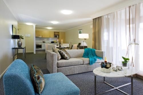 Pacific Suites Canberra1