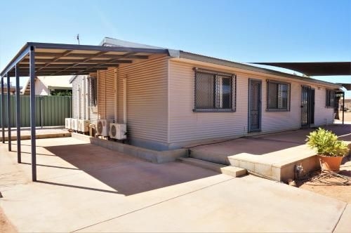 9 Krait Street - Perfect for large groups or families alike1