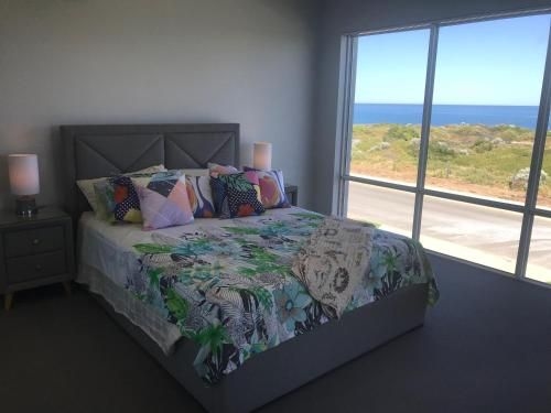 Beach House at SeaScapes0
