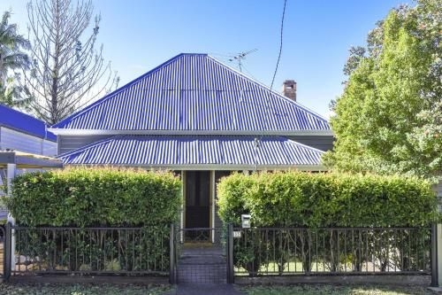 The Grey House0