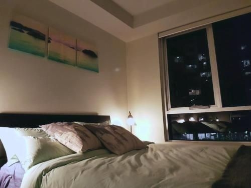 Modern CBD Apartment - Free Secure Parking and Wifi3