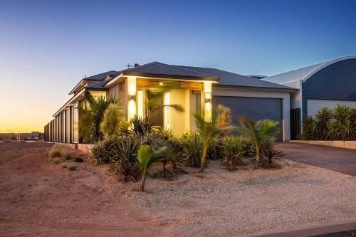 108 Madaffari Drive - Caretta - Luxurious Marina Home With A Spa and Free WiFi1