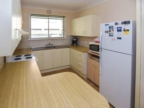 1/33 Wharf Street4