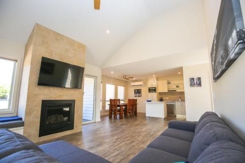 Amber Mist Villa One2