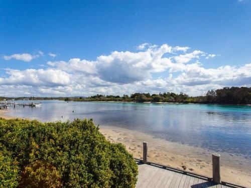 Haven Waters 63