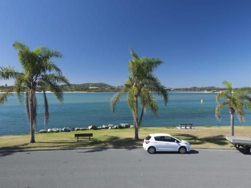 Lakeside Flats 34