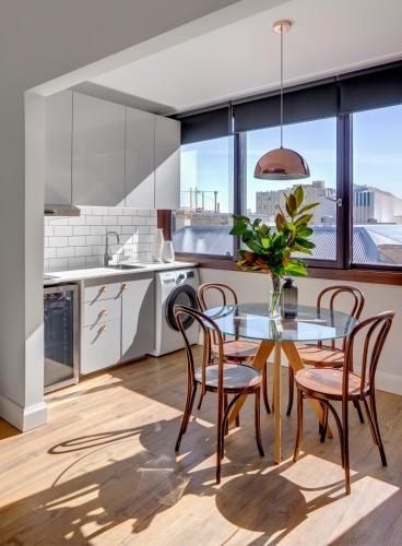 รีเจนท์ คอร์ต ซิดนีย์ (Regents Court Sydney)2