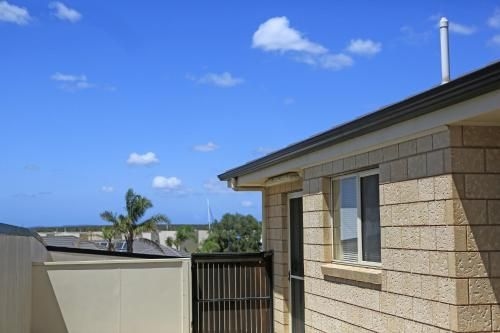 Marina Holiday Home4