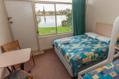 Moruya Waterfront Hotel Motel4