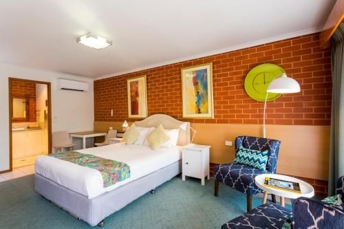 Yackandandah Motor Inn0