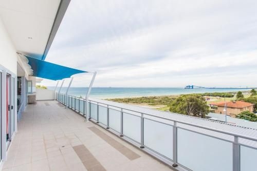 Spinnakers by Rockingham Apartments3
