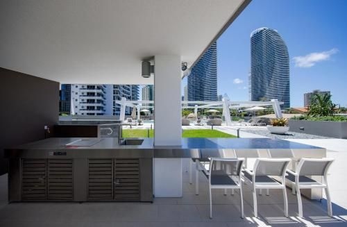 HomePlus Premier Apartments at 2663 Gold Coast Hwy, Broadbeach2