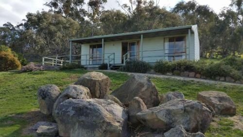 Warby Cottage0