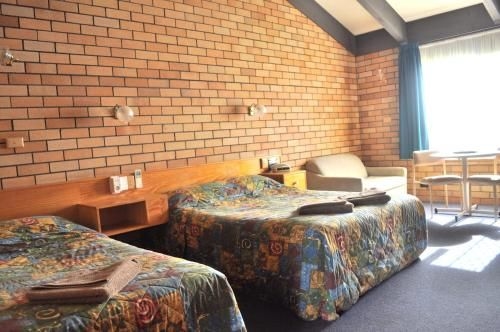 All Travellers Motor Inn2