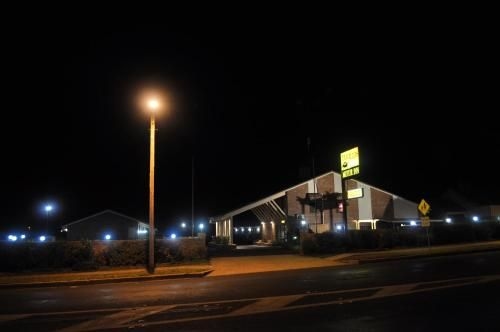 All Travellers Motor Inn3