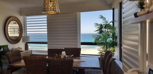 Royal Palm Resort on the Beach1
