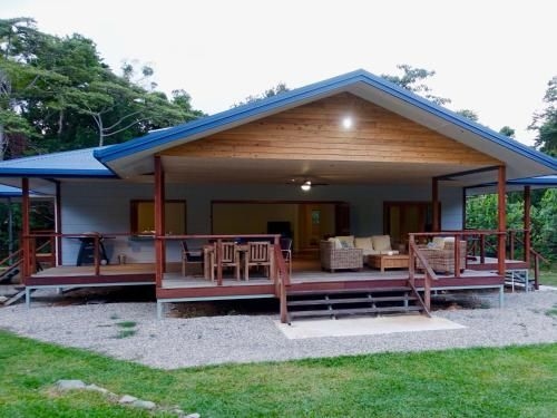 Coconut Beach House1