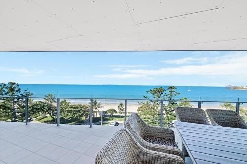 Salt Yeppoon3