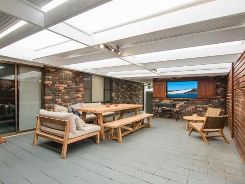 40 Underwood Road2