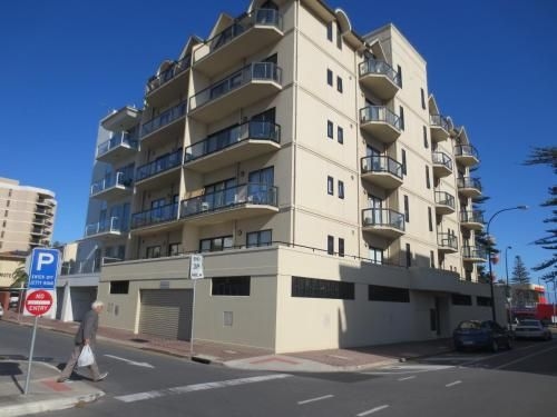 Holdfast Shores Apartments0