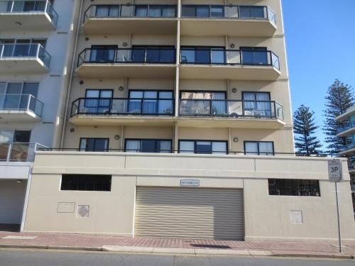 Holdfast Shores Apartments4