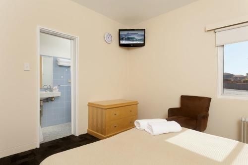 Shortland Budget Accommodation2