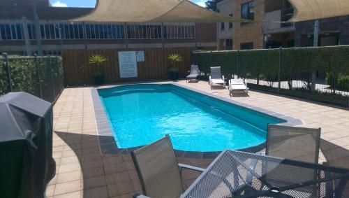 Gilles St Apartments0